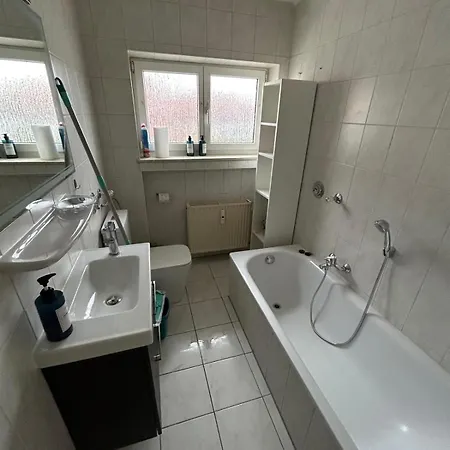 For Workers In Koetz, Guenzburg, A8, With 4 Beds, Garage